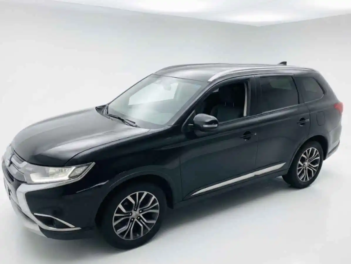MITSUBISHI OUTLANDER - 2018