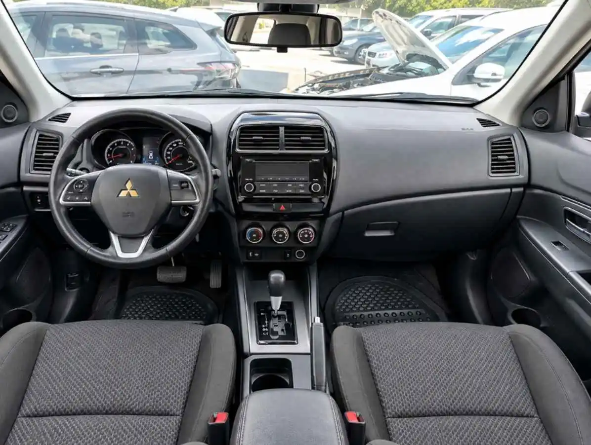 MITSUBISHI ASX - 2019
