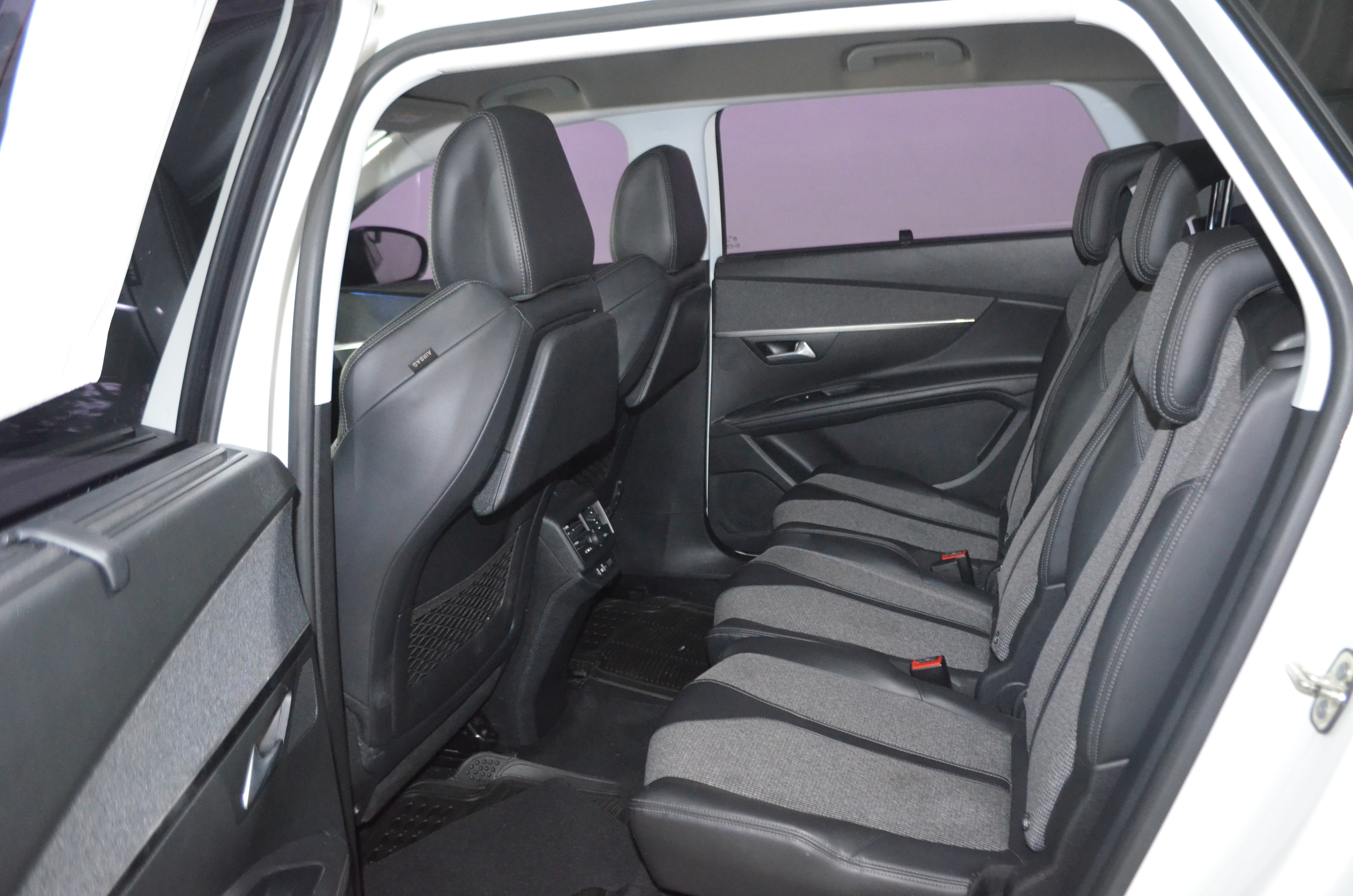 PEUGEOT 5008 - 2020