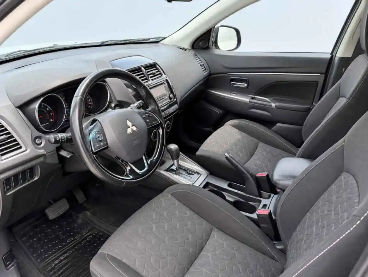 MITSUBISHI ASX - 2022