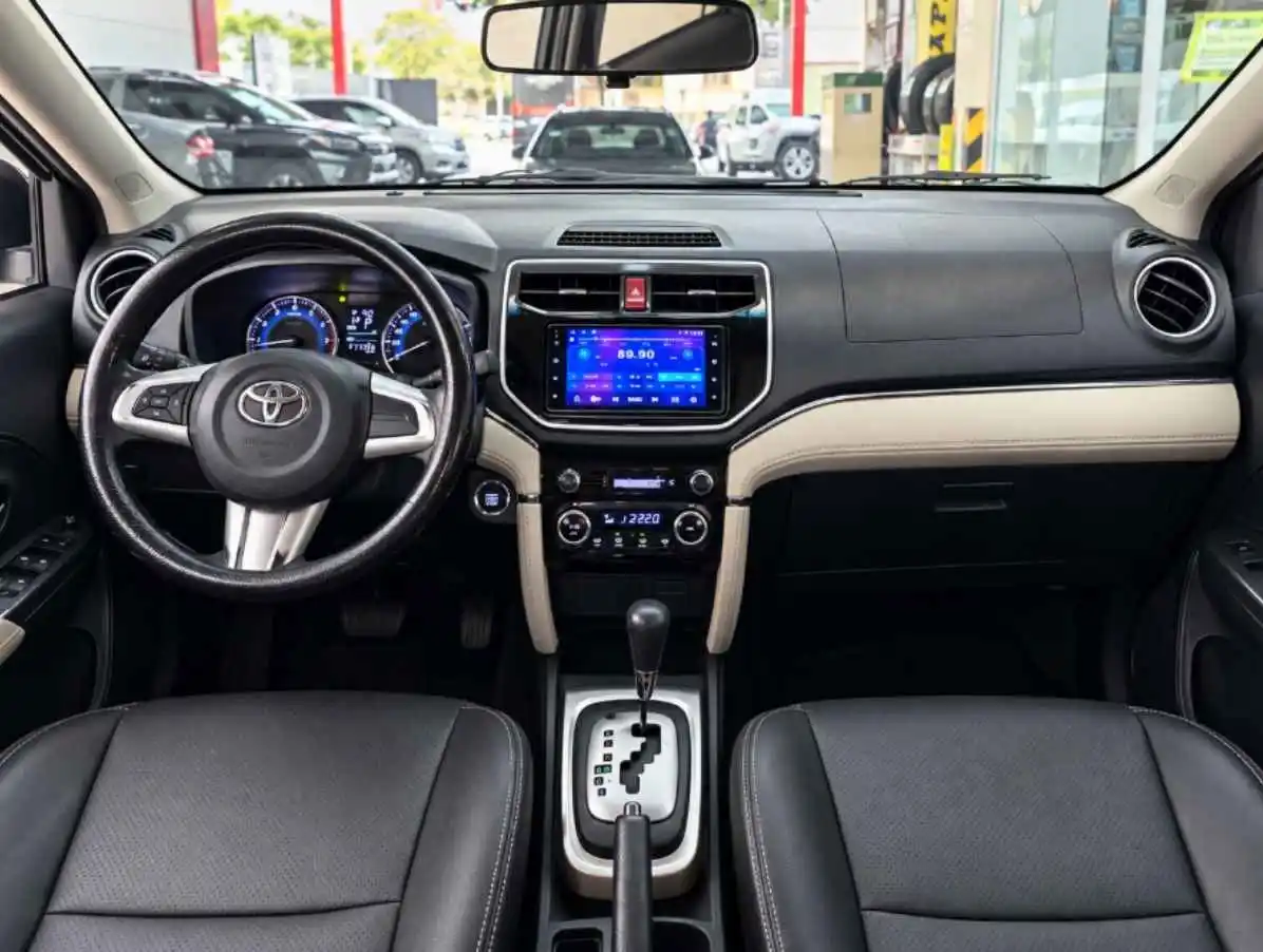 TOYOTA RUSH - 2022