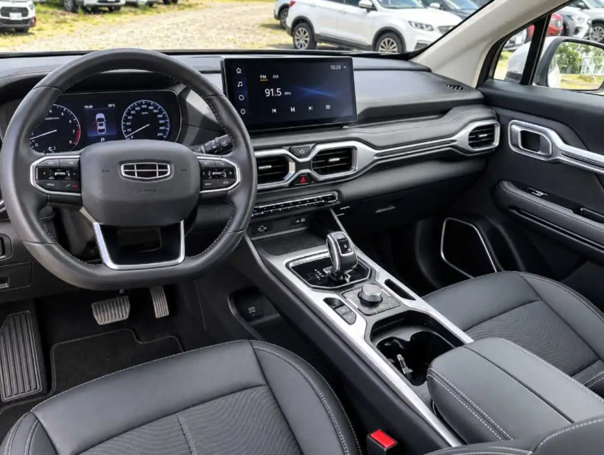 GEELY OKAVANGO - 2023