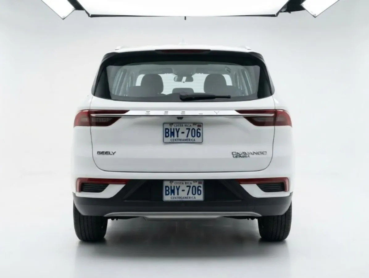 GEELY OKAVANGO - 2023