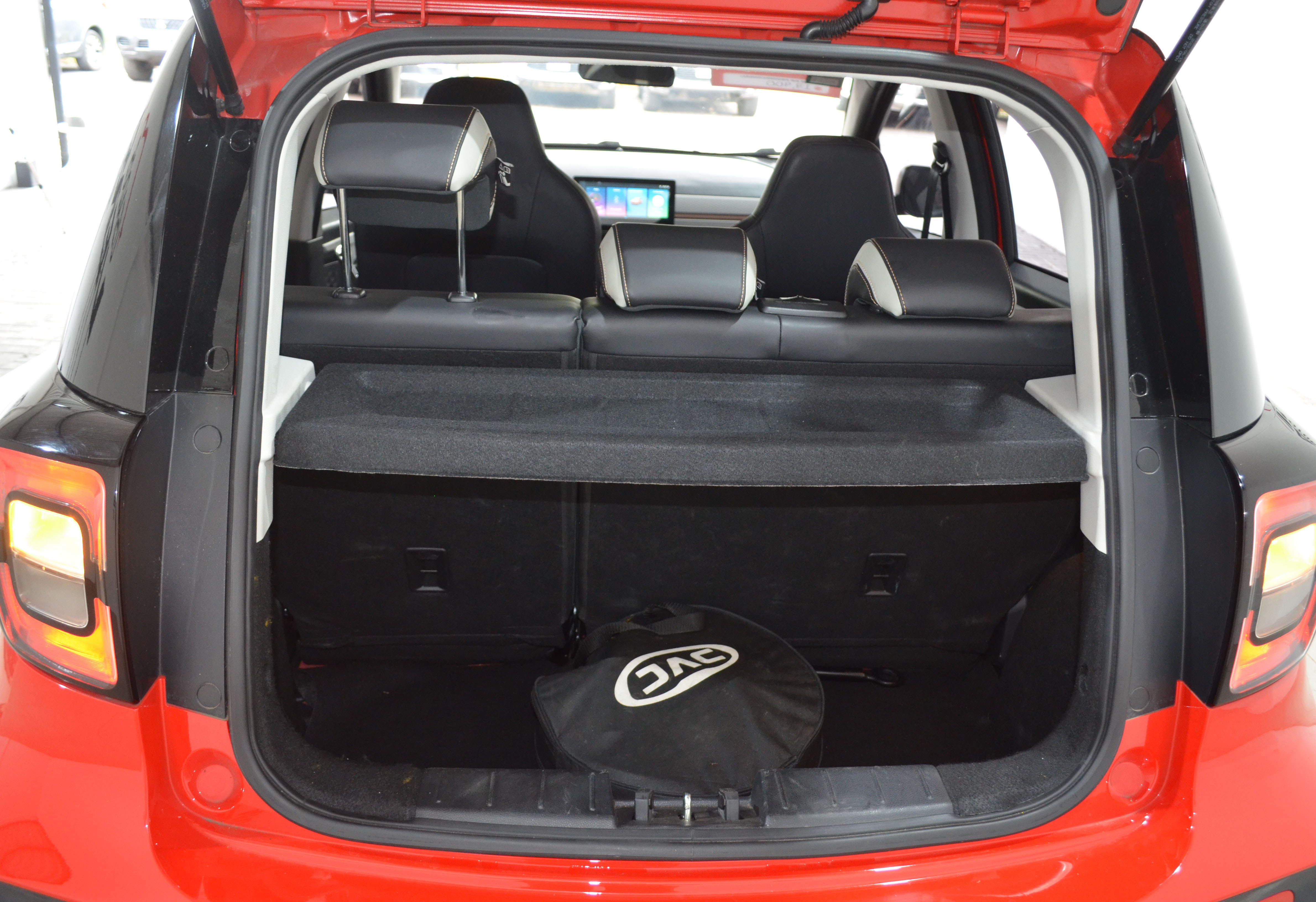 JAC EJS1 - 2023