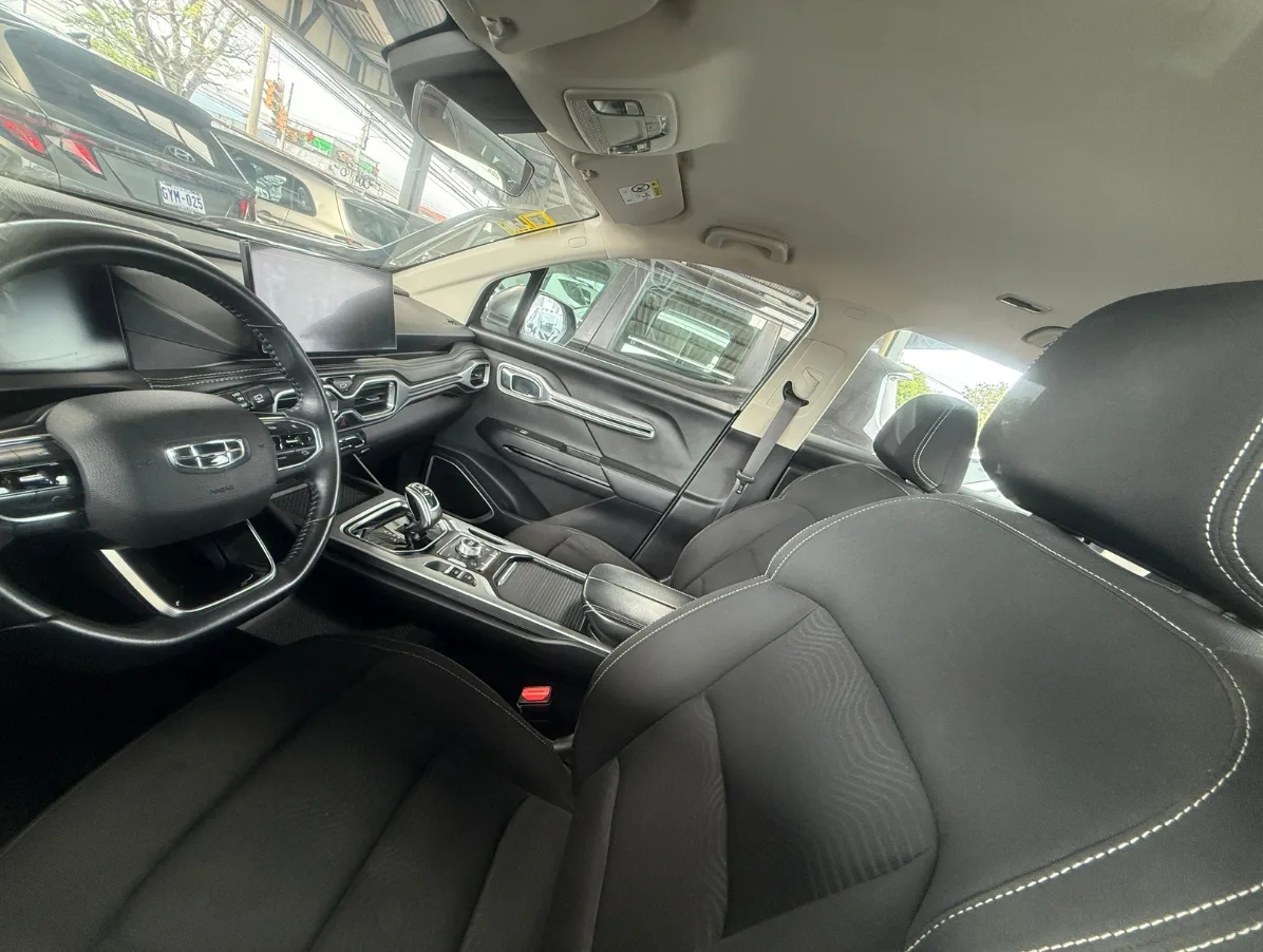 GEELY OKAVANGO - 2023