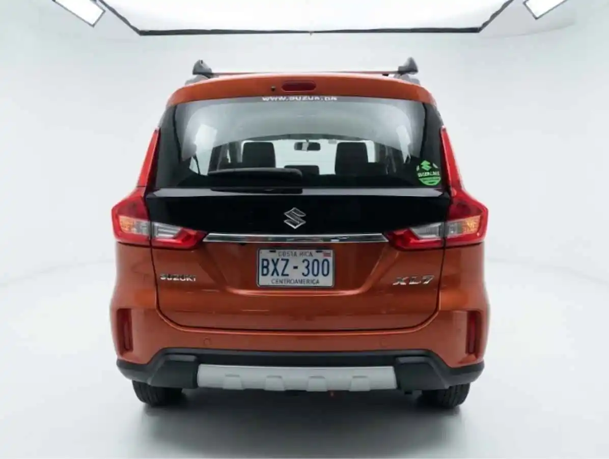 SUZUKI XL7 - 2023