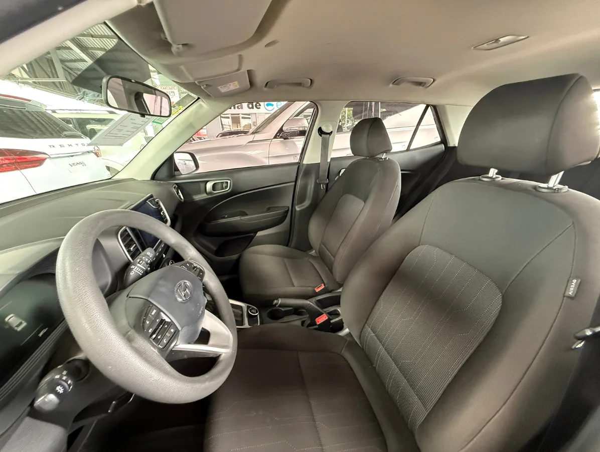 HYUNDAI VENUE - 2024