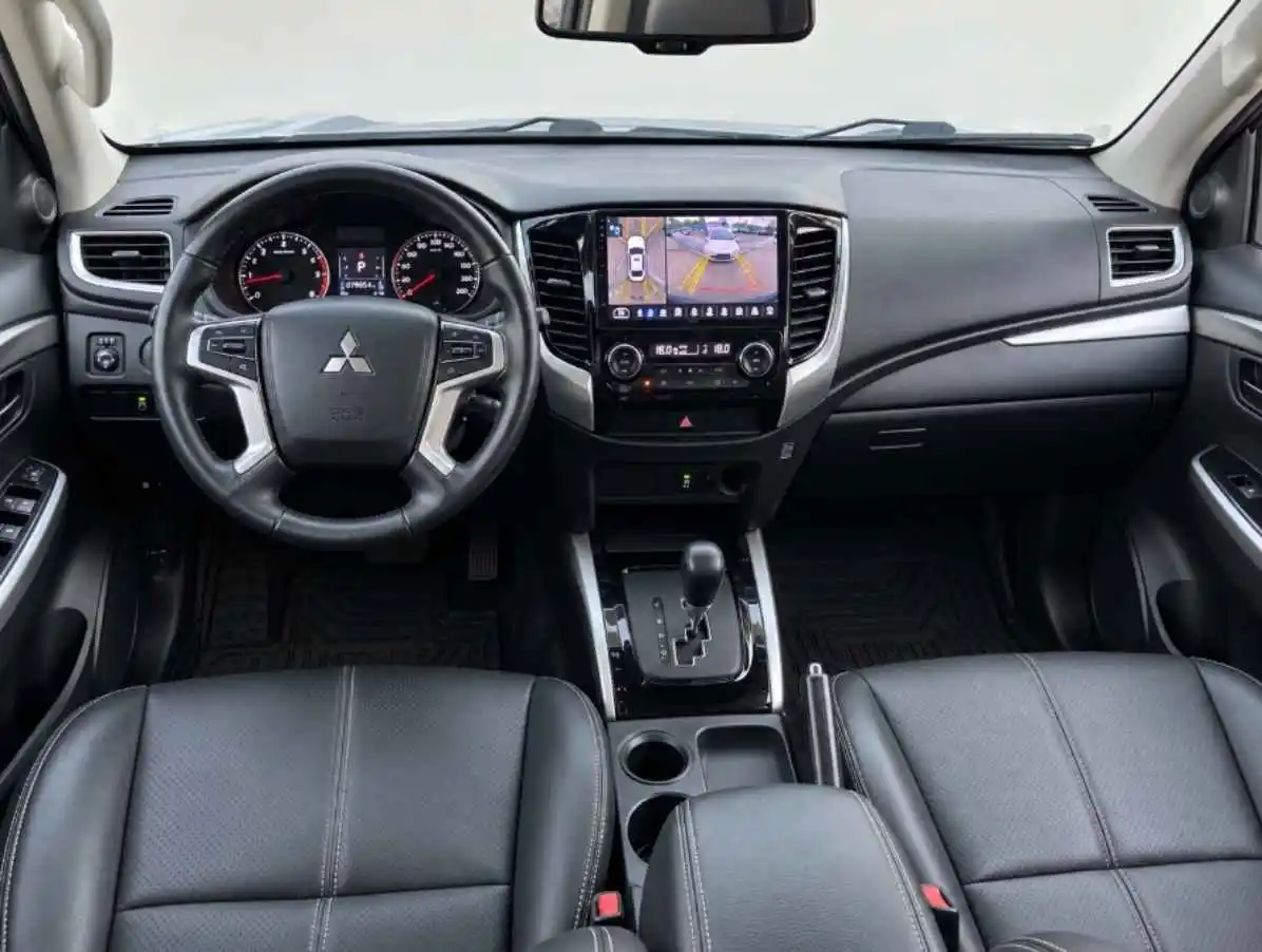 MITSUBISHI SPORT - 2020