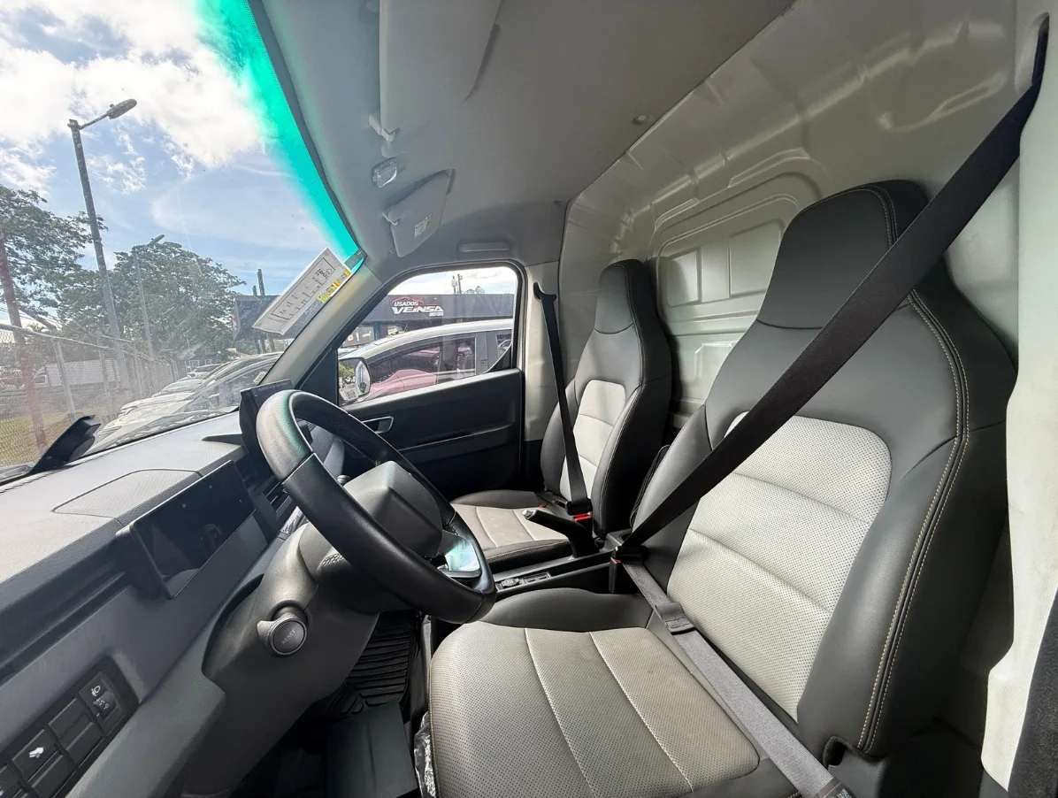 GEELY V 6 E - 2024