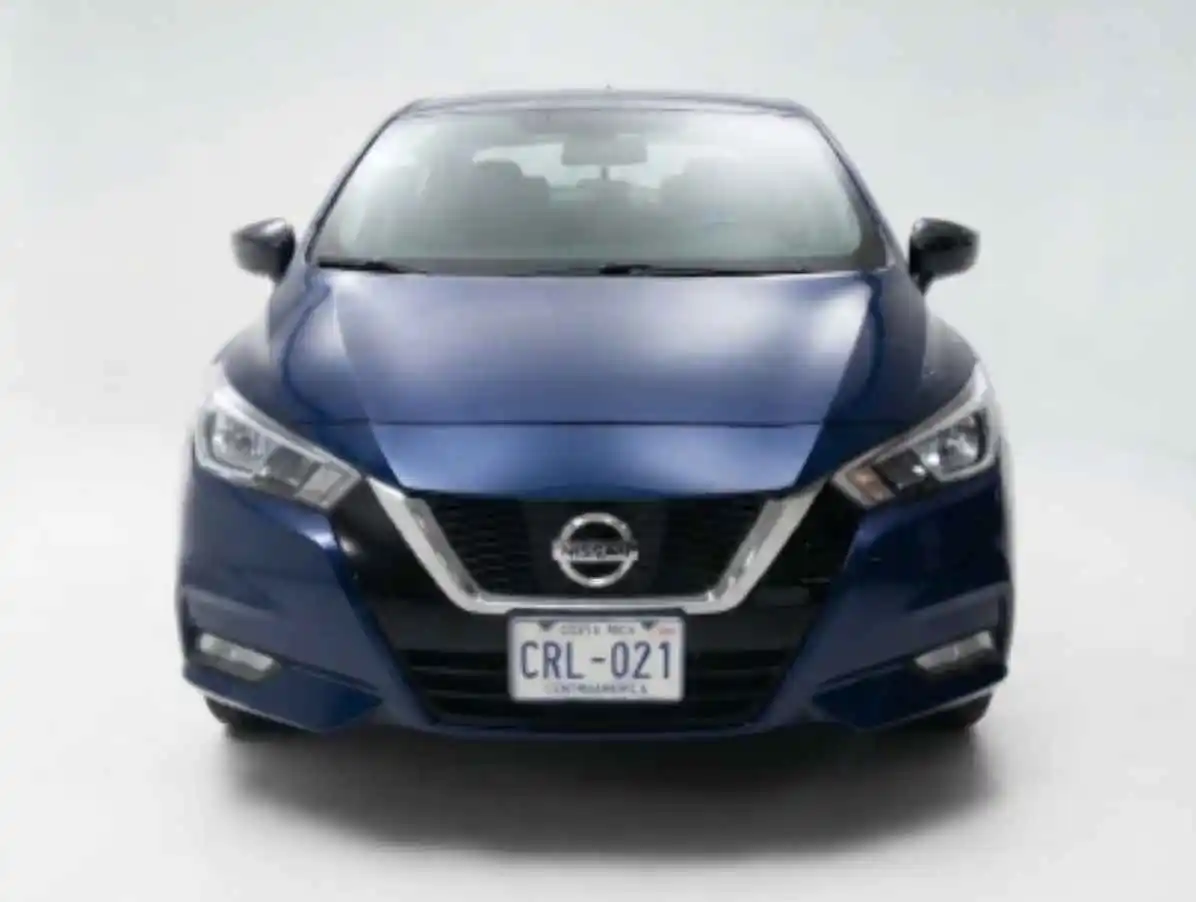 NISSAN VERSA - 2023