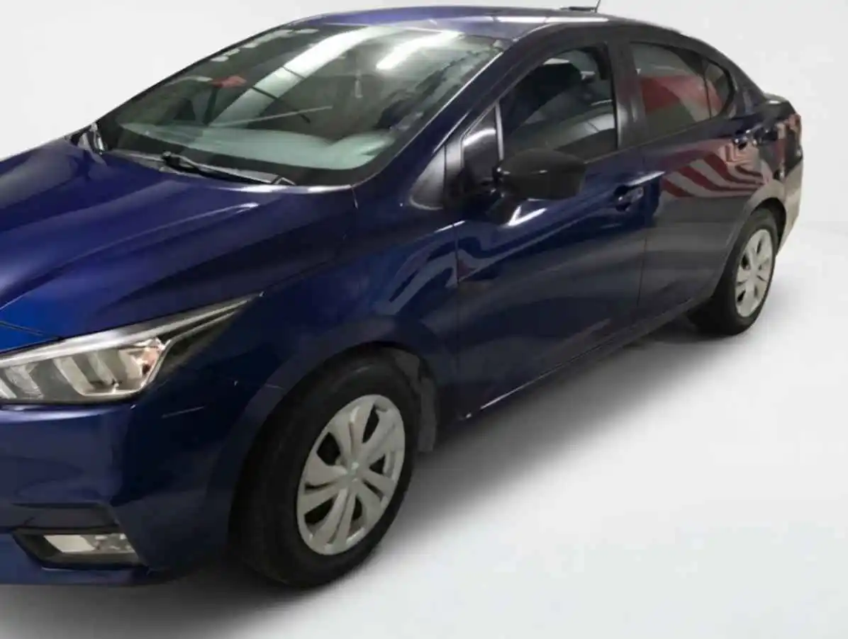NISSAN VERSA - 2023