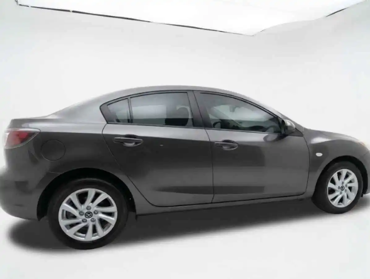 MAZDA 3 - 2014