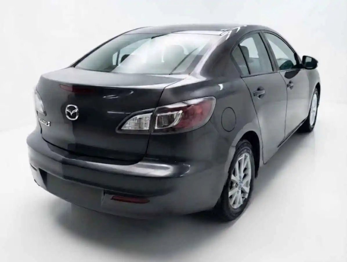 MAZDA 3 - 2014