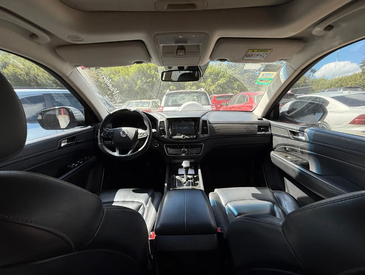 SSANGYONG REXTON - 2020