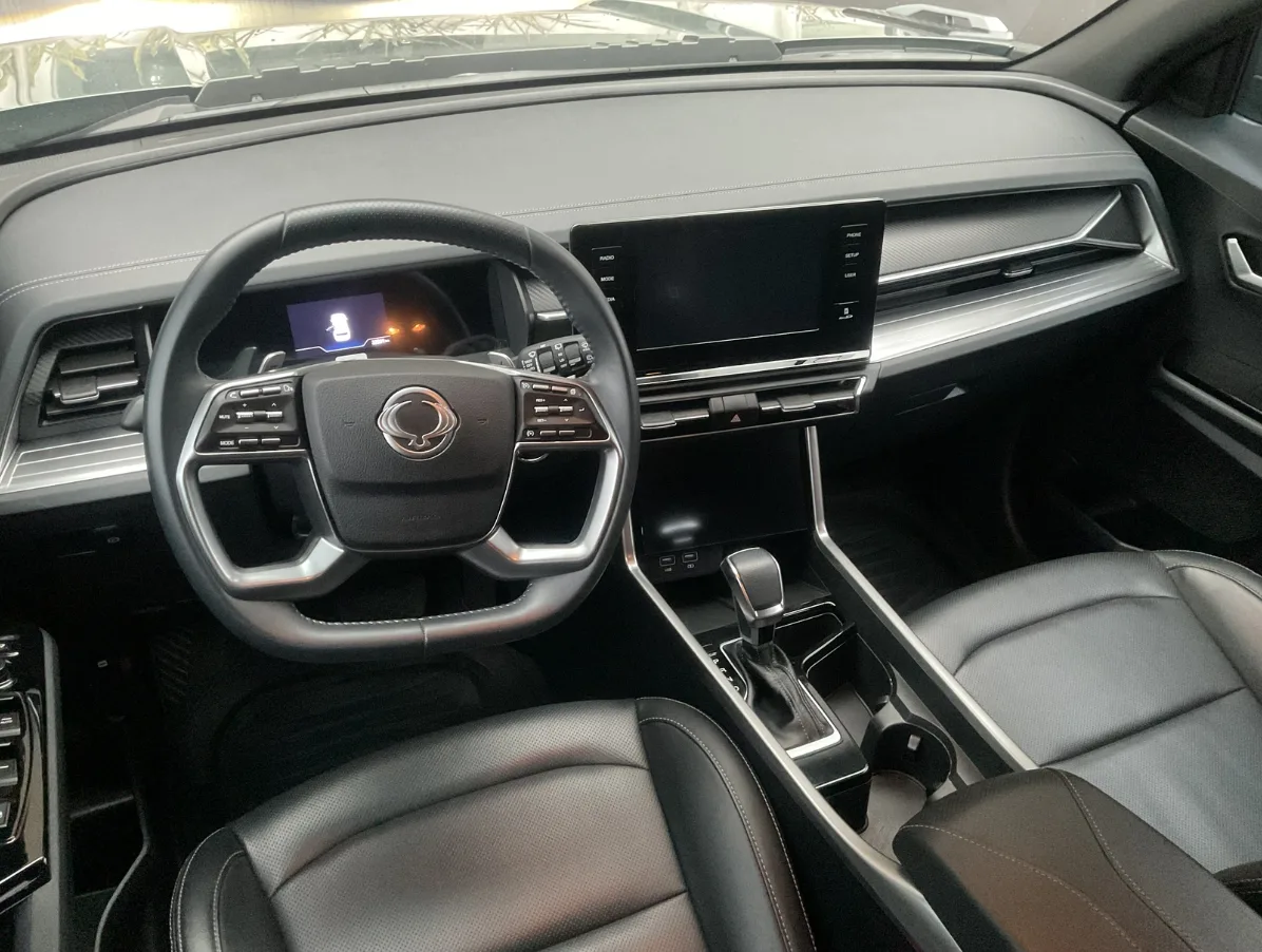 SSANGYONG TORRES - 2024
