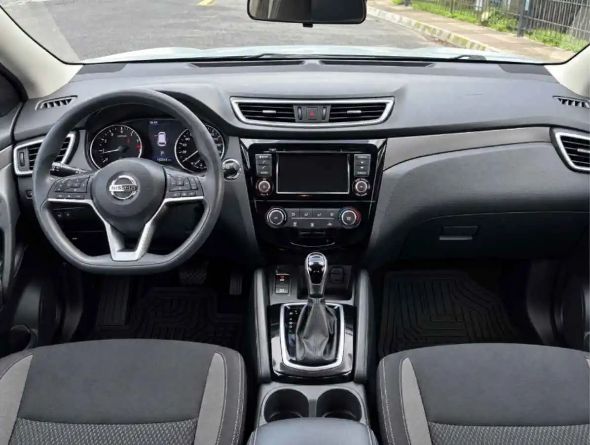 NISSAN QASHQAI - 2020