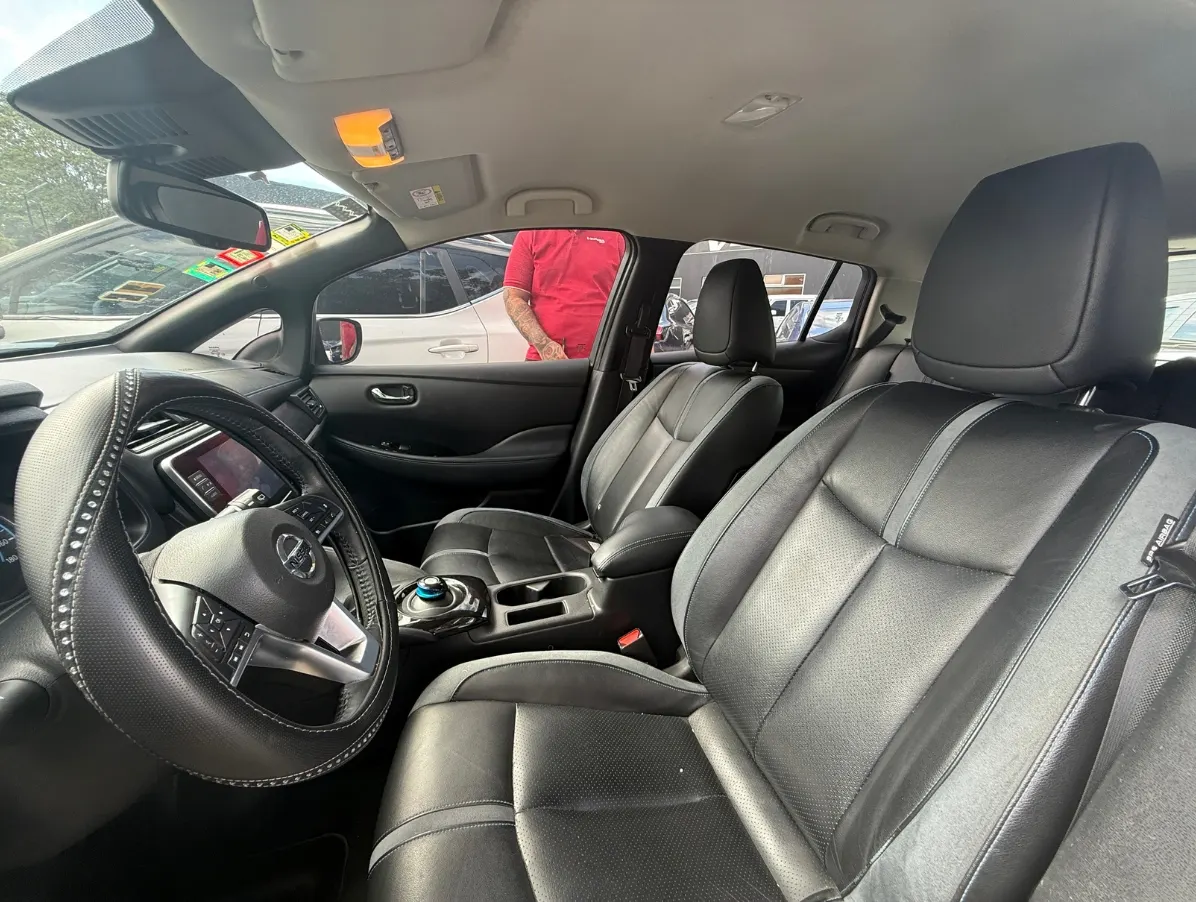 NISSAN LEAF - 2022